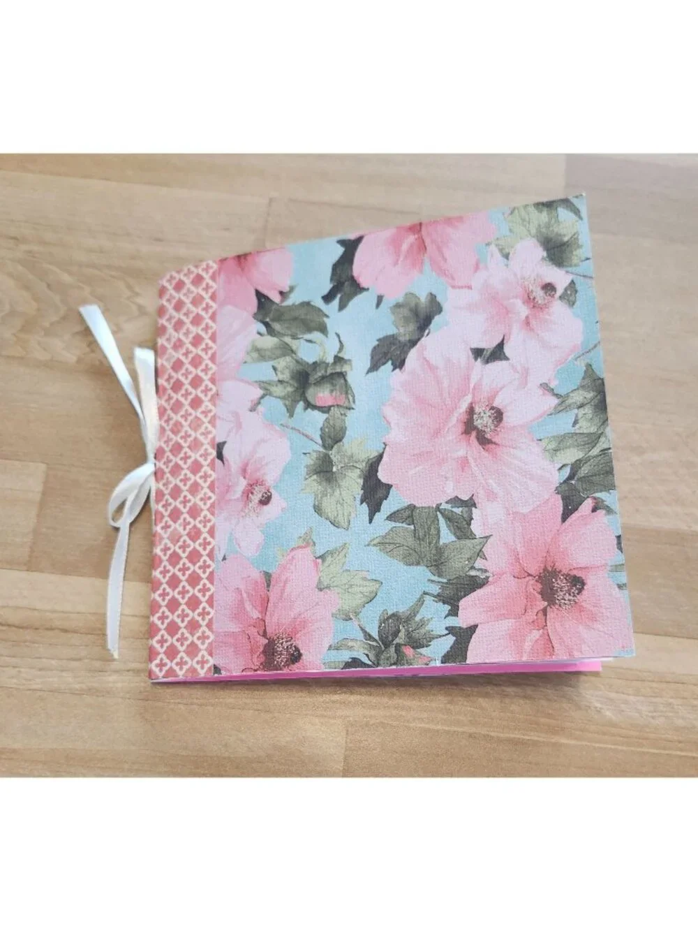 Junk Journal Handmade 96 pages Floral